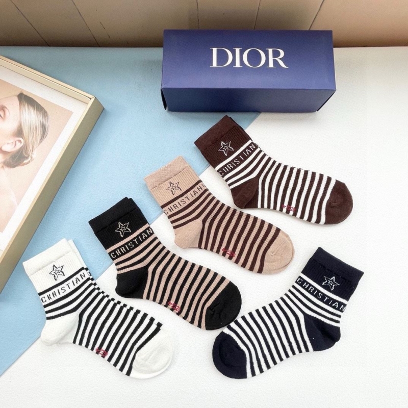 DIOR